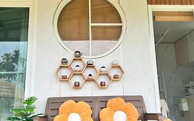 Lee Red House